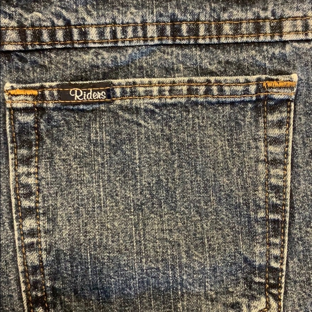 Women’s Riders by Lee High Waisted Shorts - Picture 3 of 4